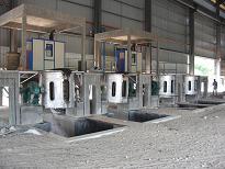 滿足客戶，星夜運送中頻熔煉爐